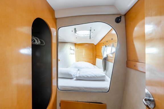 Image of Mrs. Brightside yacht #9