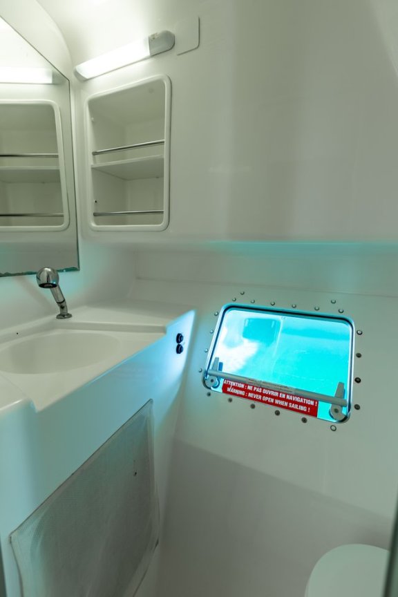 Image of Mrs. Brightside yacht #10