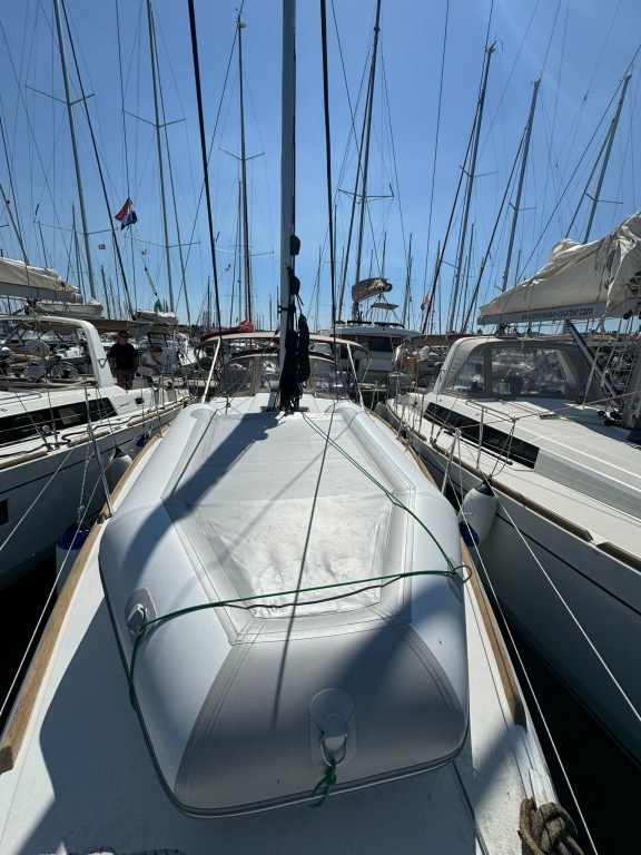 Image of White Feather yacht #4