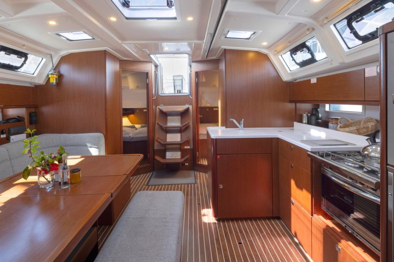 Image of Aiolos yacht #13
