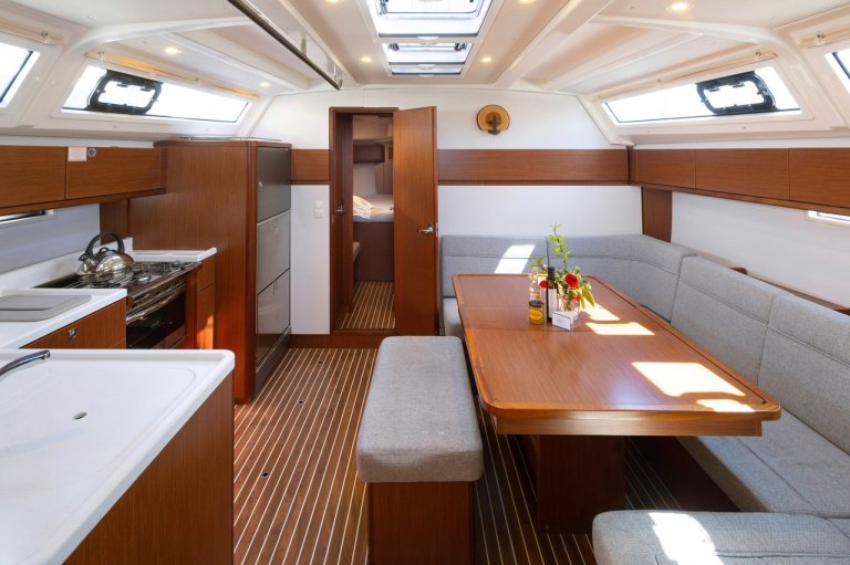 Image of Aiolos yacht #12