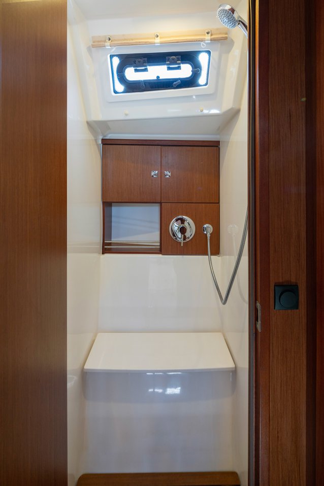 Image of Aiolos yacht #19