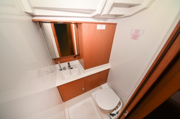 Image of Big Blue yacht #30