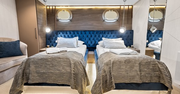 Image of Bella yacht #21