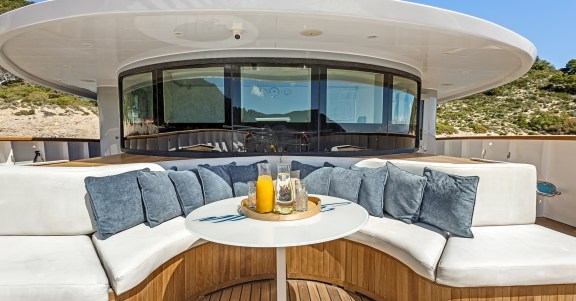 Image of Bella yacht #23