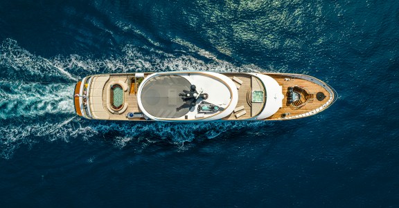 Image of Bella yacht #24