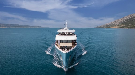 Image of Ohana yacht #5