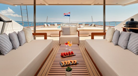 Image of Ohana yacht #12