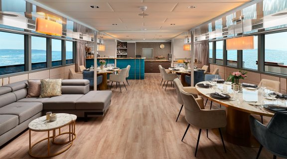 Image of Ohana yacht #19