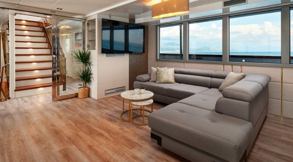 Image of Ohana yacht #21