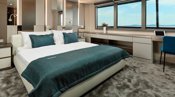 Image of Ohana yacht #28