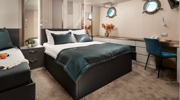 Image of Ohana yacht #29