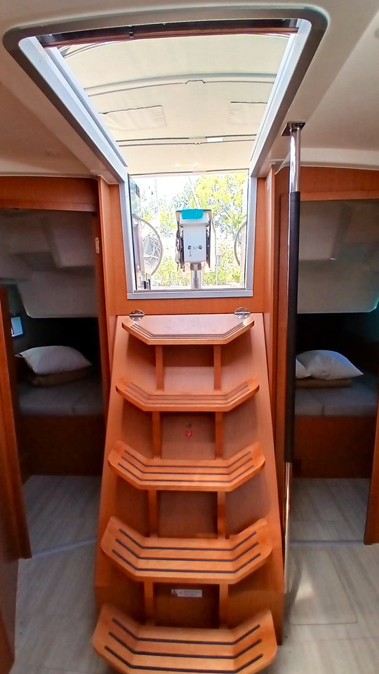 Image of Eleni yacht #12