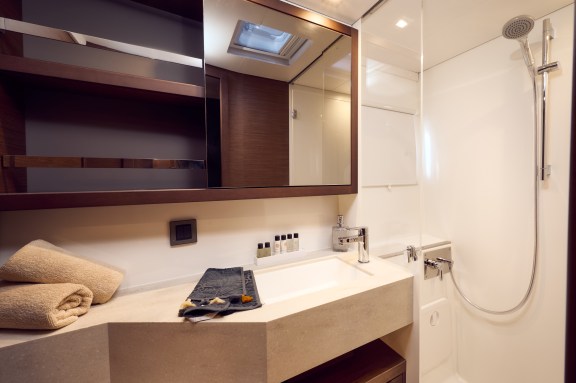 Image of Bright Sky yacht #10