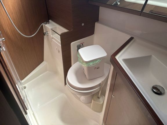 Image of KONSTANTINOS IV yacht #11