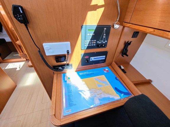 Image of Mai Tai yacht #9