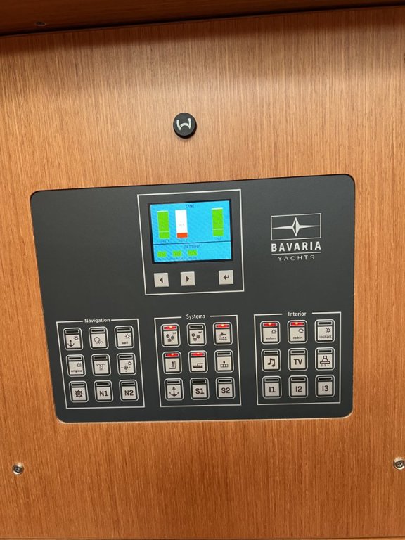 Image of Auka yacht #19