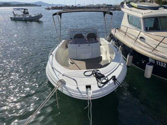 Image of Atlantic Marine 530 – white yacht #3