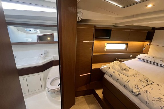 Image of Cadence yacht #15