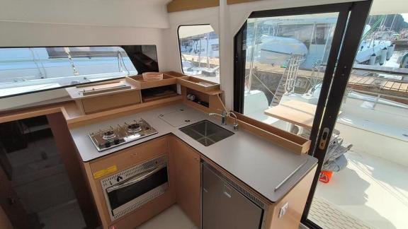 Image of PRESTIGE yacht #14