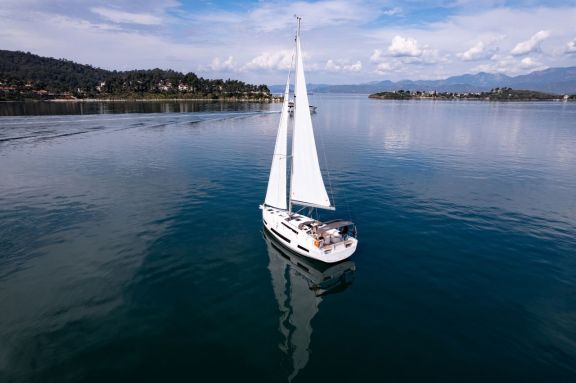 Image of Los Angeles yacht #4