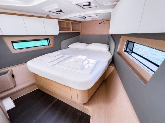 Image of Los Angeles yacht #20