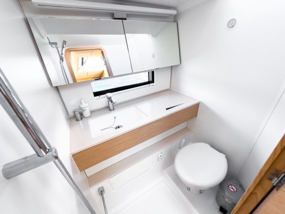 Image of Los Angeles yacht #24