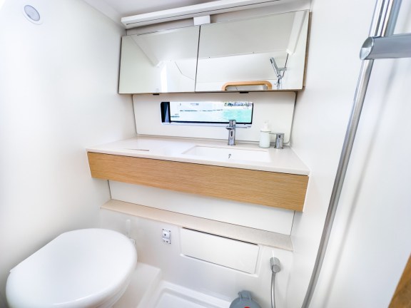 Image of Los Angeles yacht #25