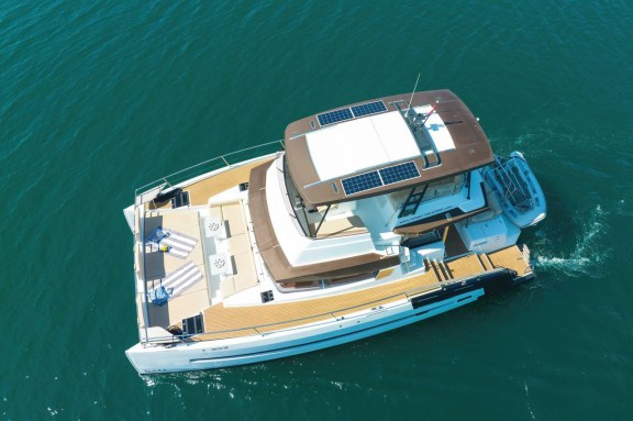Image of Sierra yacht #5