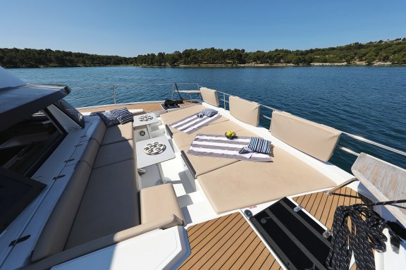 Image of Sierra yacht #7