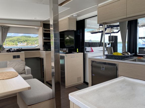 Image of Bugaboo yacht #18