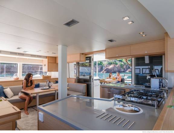 Image of Takamaka yacht #8