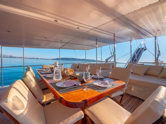 Image of Sole yacht #10