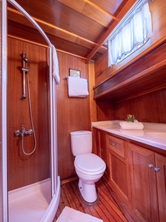 Image of Sole yacht #25