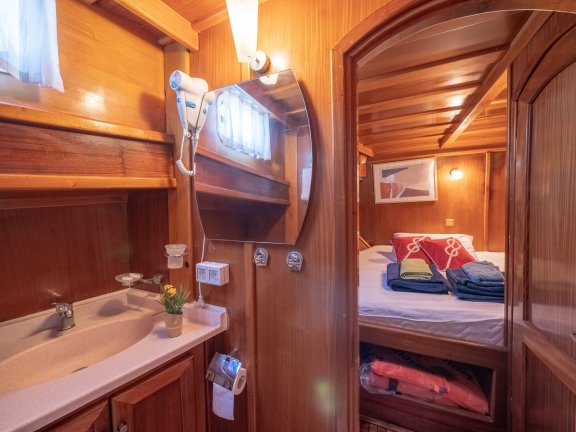 Image of Sole yacht #22