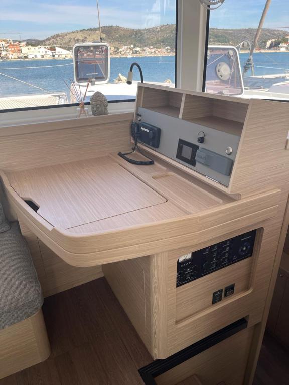 Image of Sailing Breeze yacht #28