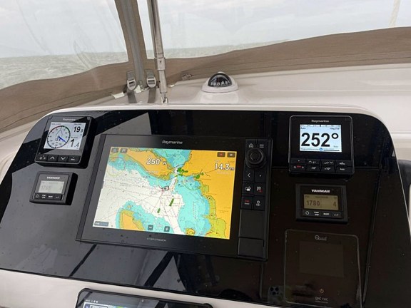 Image of Sailing Breeze yacht #44