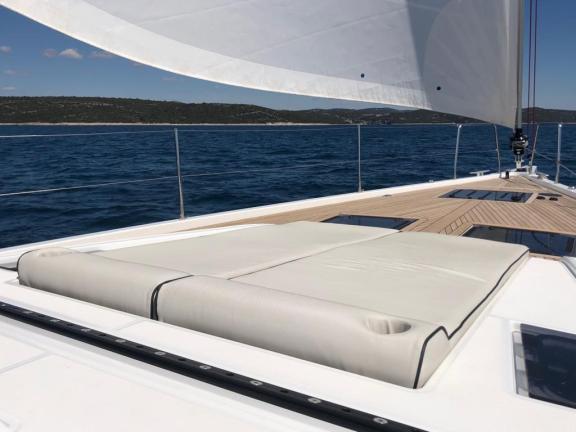 Image of White Bird yacht #25