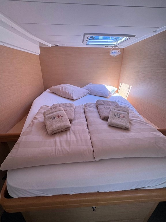 Image of Happiness yacht #11