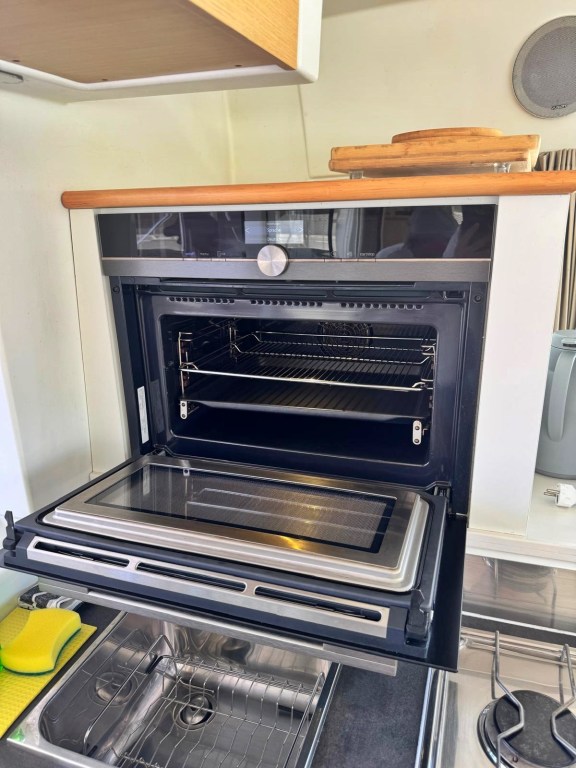 Image of Happiness yacht #17