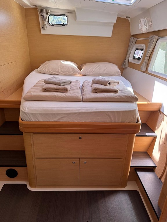 Image of Happiness yacht #23