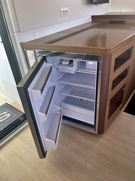 Image of Futuna Lima yacht #13