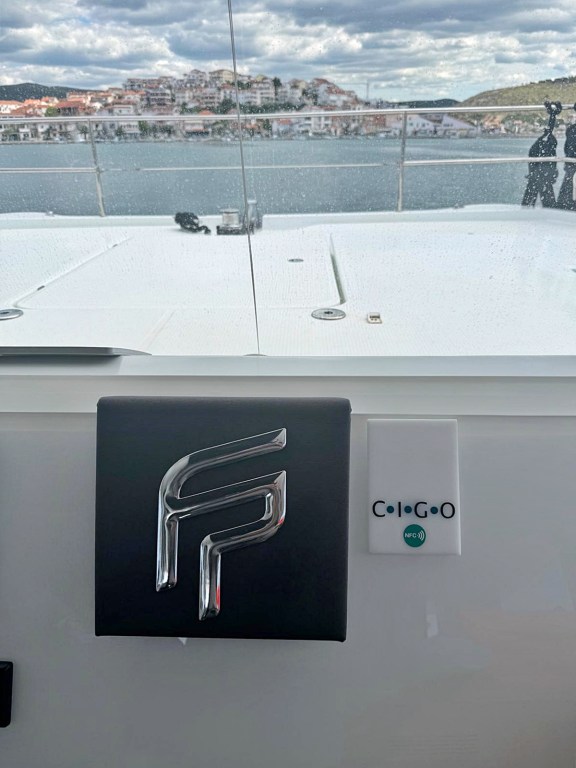 Image of Thunderball yacht #9