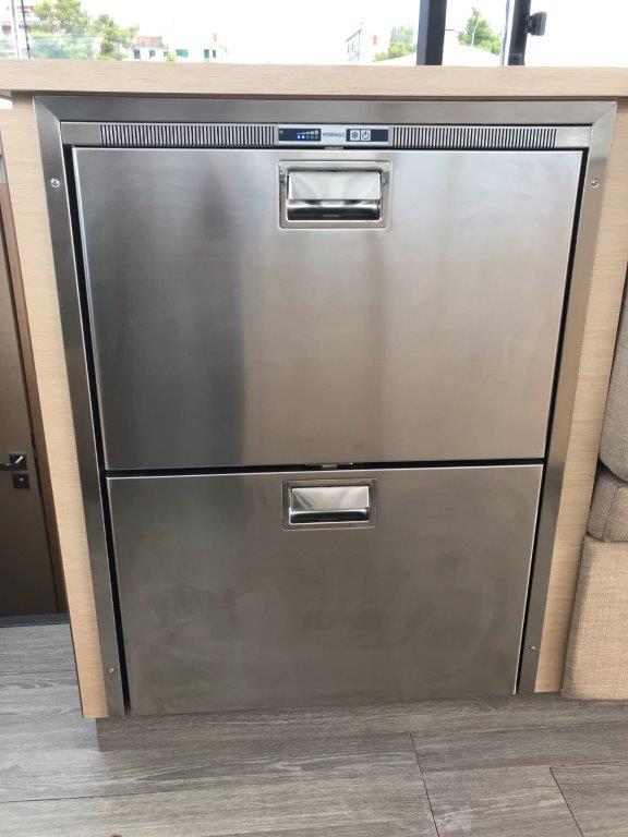 Image of Thunderball yacht #36