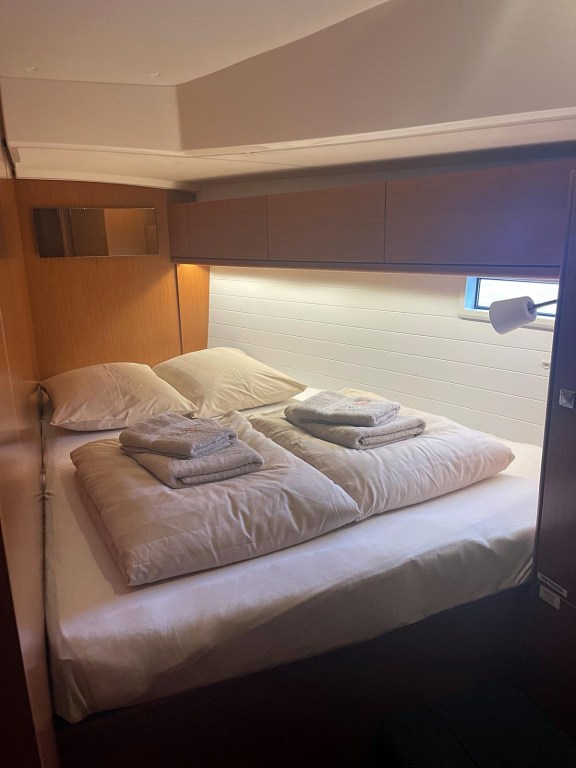 Image of Athene yacht #16