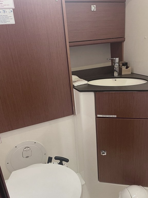 Image of Athene yacht #27