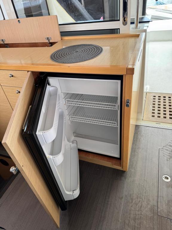 Image of Julius Cesar III yacht #14