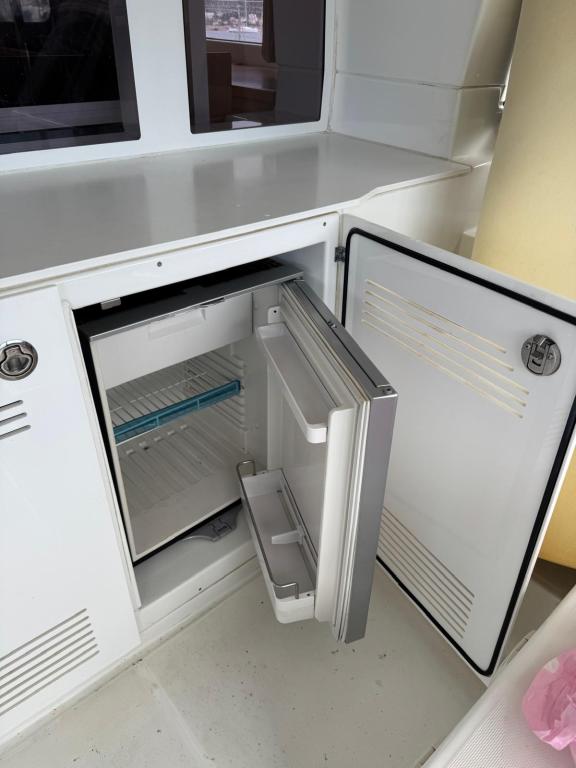 Image of Julius Cesar III yacht #15