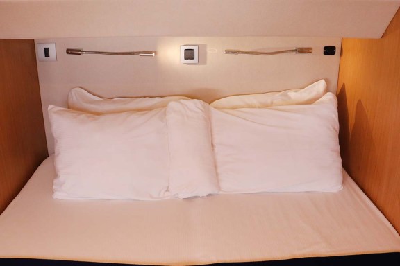 Image of Schrödinger’s yacht #25