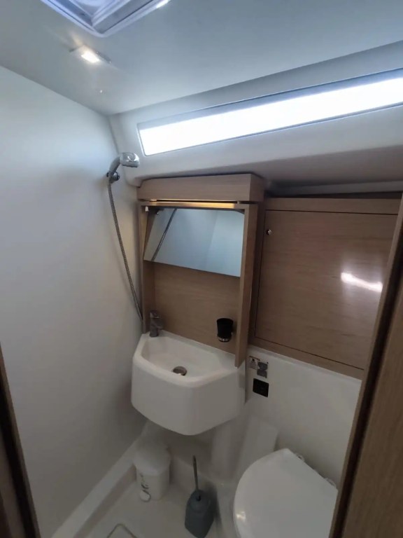 Image of Dima II yacht #18